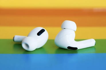 apple-airpods-pro-best-wireless-earbuds-review.png