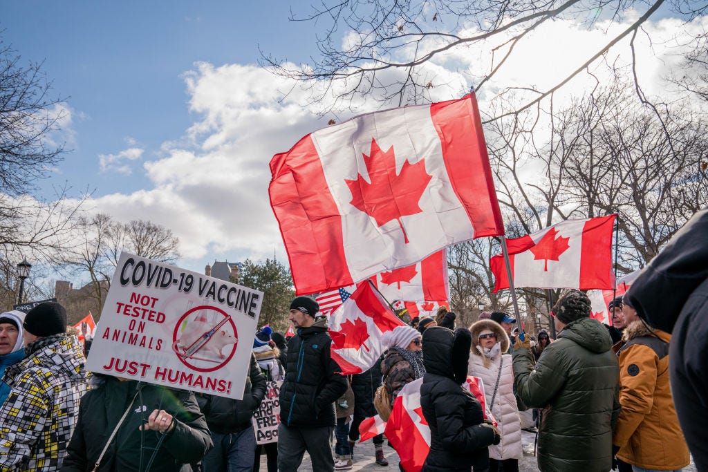 libertad-convoy-canada-gettyimages-1238463753.jpg