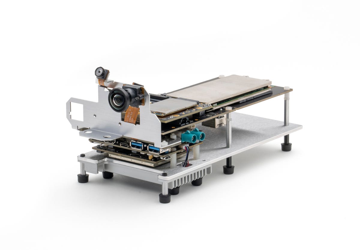 qualcomm-robotics-rb6.jpg
