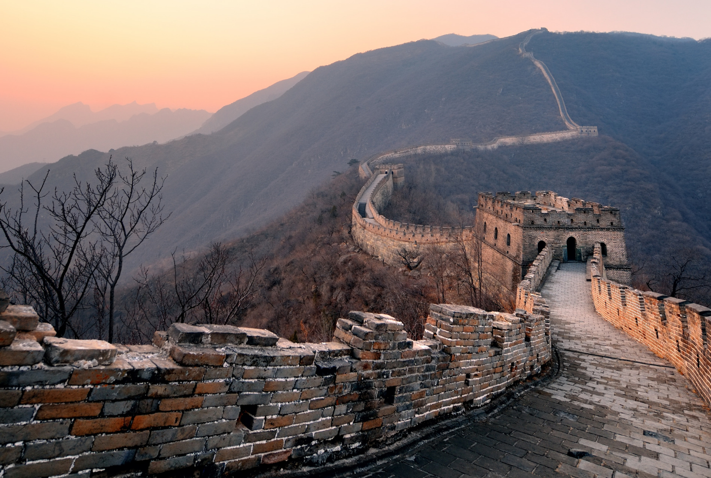 1UPFOR-ASIA-FRONTERAS-MURO